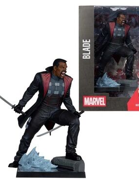 McFarlane Toys Marvel Blade Posed Figure with Scene & Comic [Blade #1, Red Plat